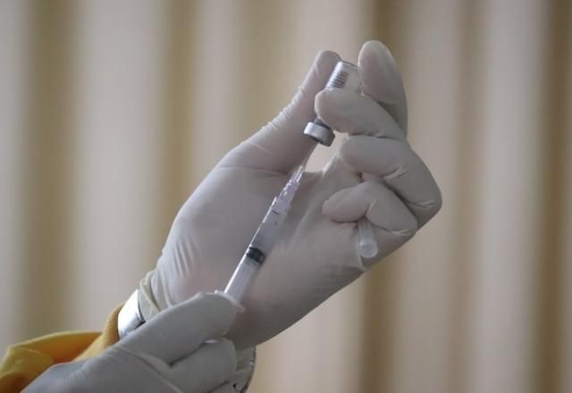 Estudo brasileiro mostra eficácia de medicamento contra HIV